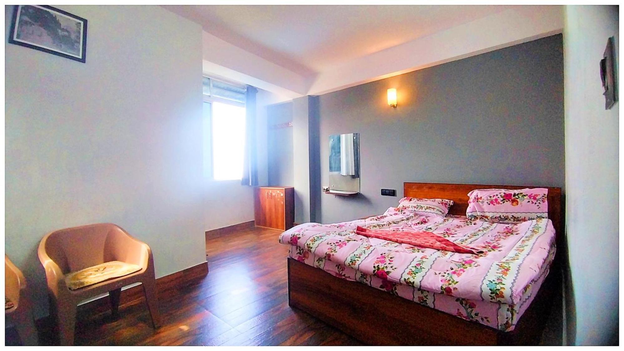 Hotel Premium Pitstop Near Railway Station Best Hotel In Darjeeling Darjeeling  Exterior photo