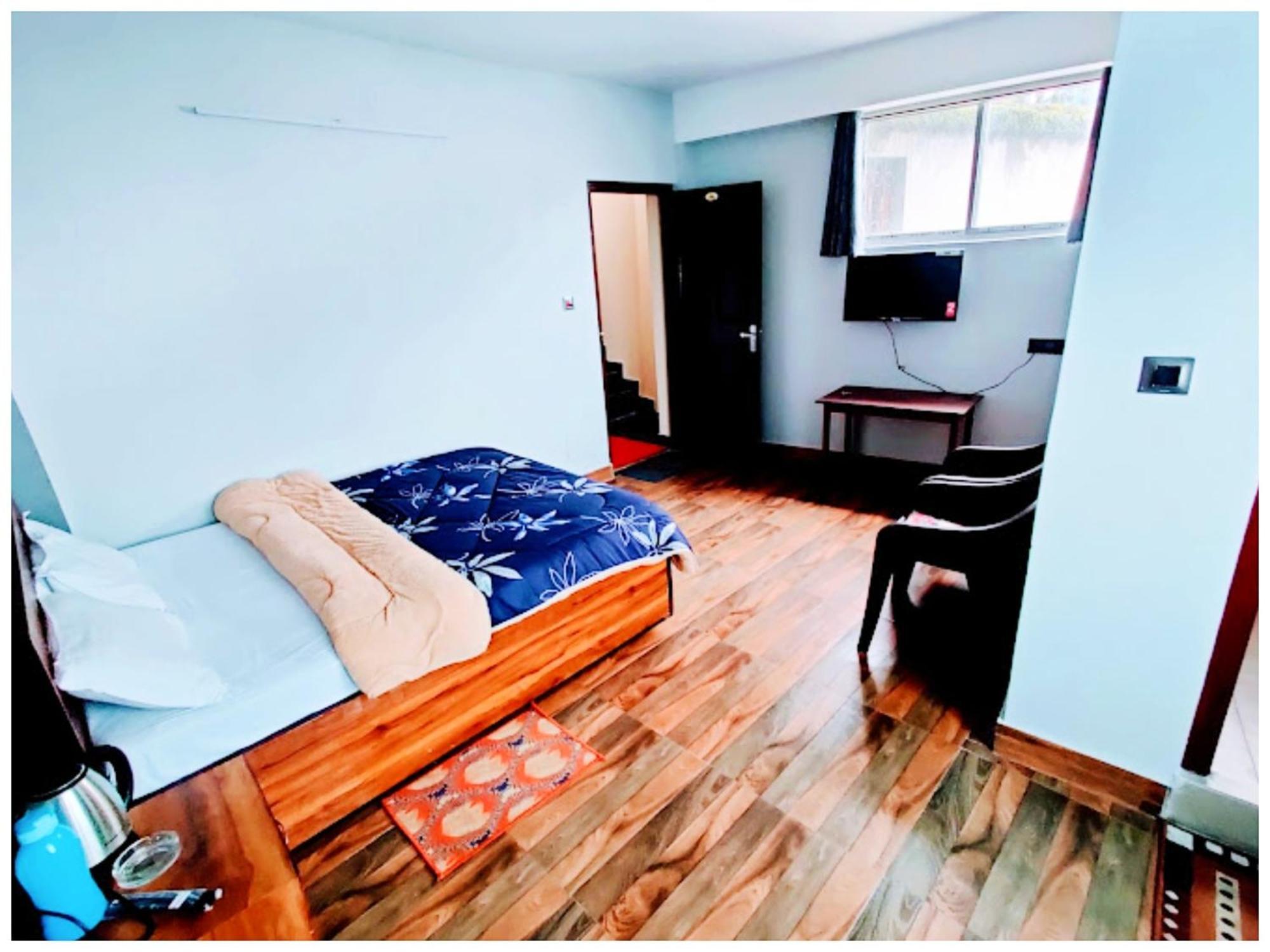 Hotel Premium Pitstop Near Railway Station Best Hotel In Darjeeling Darjeeling  Exterior photo